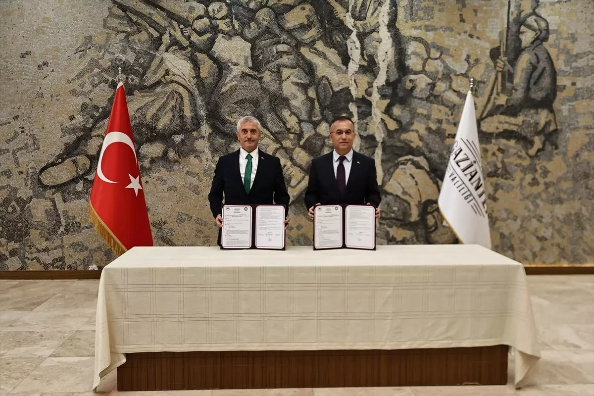 Gaziantep'te çiftçilere 7 milyon fide dağıtımını içeren protokol imzalandı. Bu