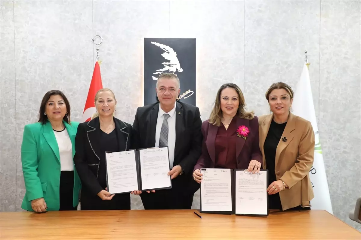 Gaziantep'te başlatılan Yeşil Okullar ve Doğanın Genç Savunucuları Projesi, çevre