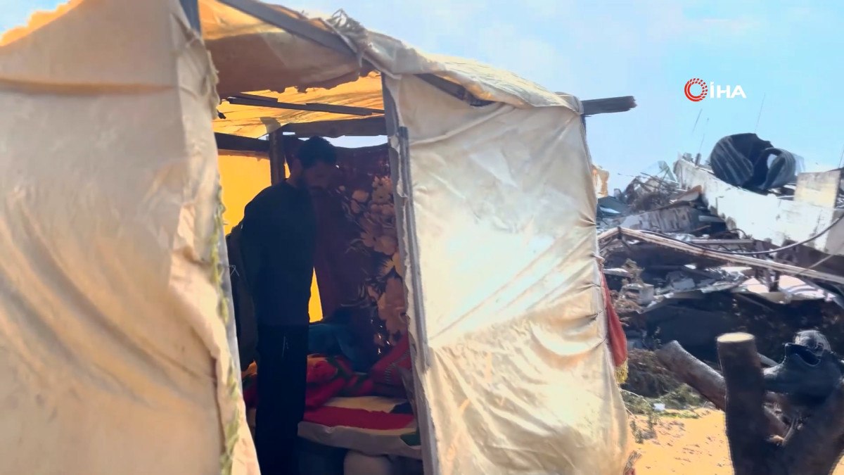 Filistinliler Yıkımın Ortasında: Gaza'da Hayat Yeniden Başlamaya Çalışıyor