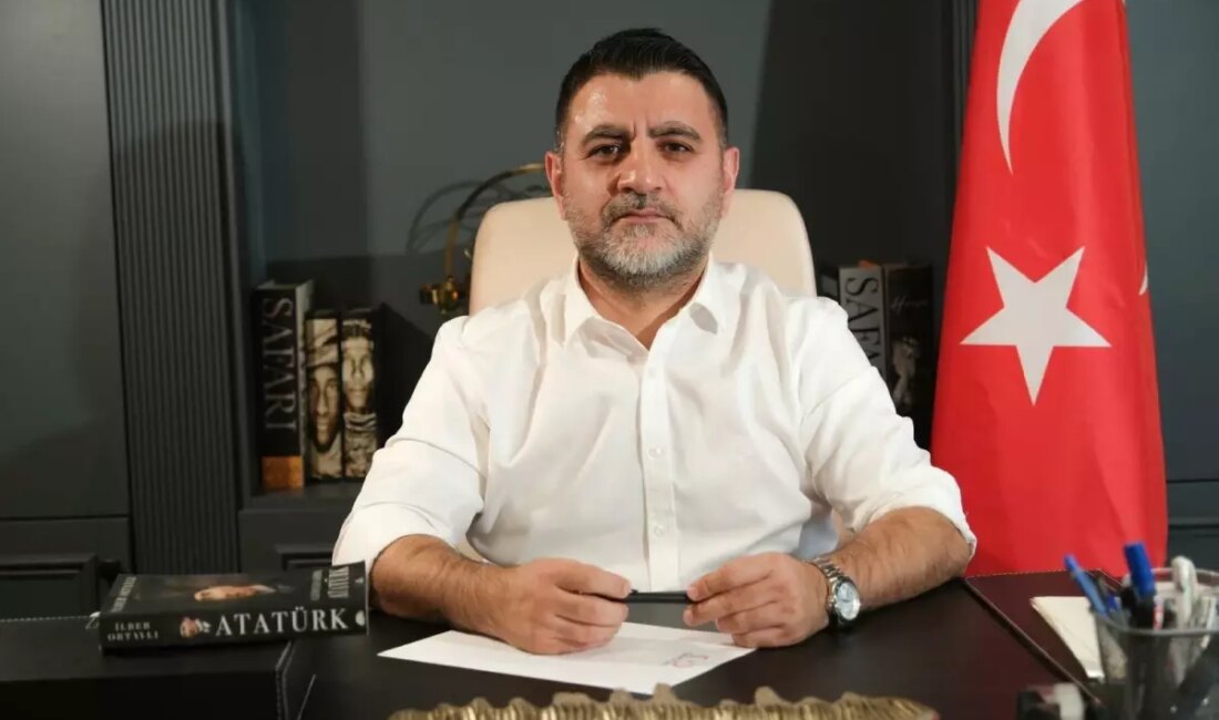 Genç Parti Genel Başkanı Burçin Şahindur, CHP ve iktidar üzerindeki