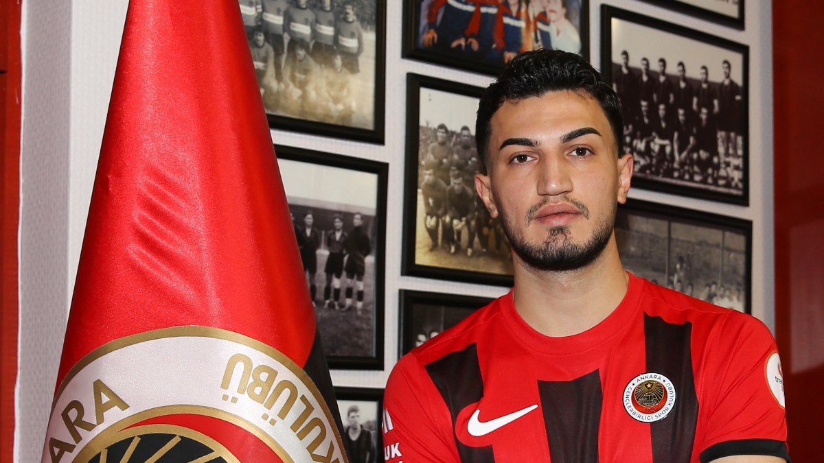 Gençlerbirliği, genç yetenek Adem Eren Kabak'ı kiralayarak kadrosunu güçlendirdi. Bu