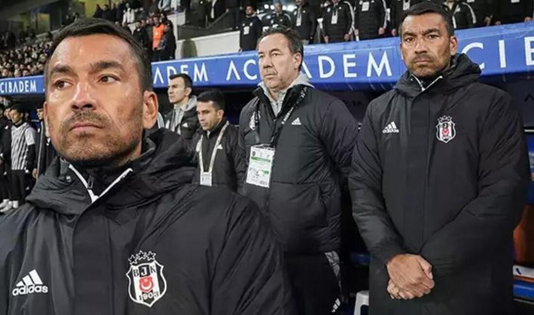 Giovanni van Bronckhorst'un futbol kariyerine, başarılarına ve deneyimlerine göz atın.