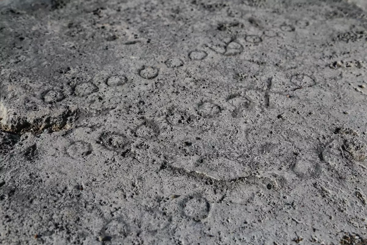 Gökçen Göksel'in Antik Oyunlar Üzerine Yolculuğu, tarih boyunca oyunların insan