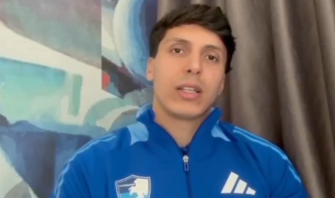 Maçta lisanı boğazına kaçan Erzurumspor FK'nin stoperi Gökhan Akkan, hayatını