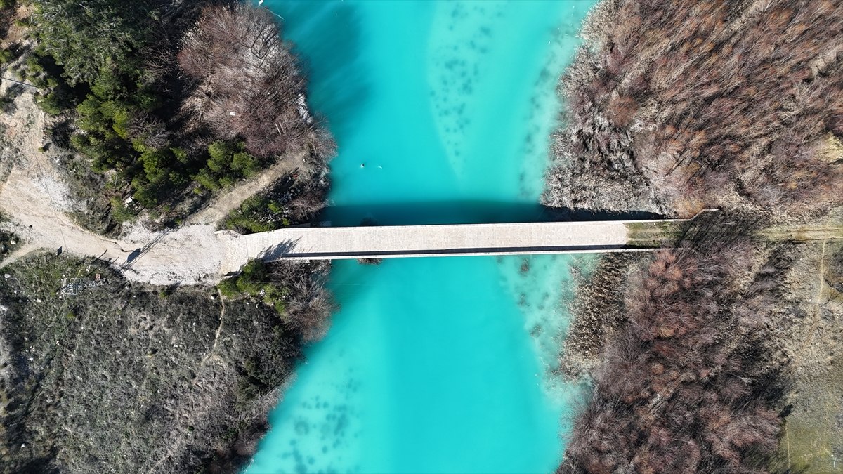 Göksu Nehri, Türkiye'nin gizli cenneti olarak bilinen turkuaz sularıyla büyüleyici
