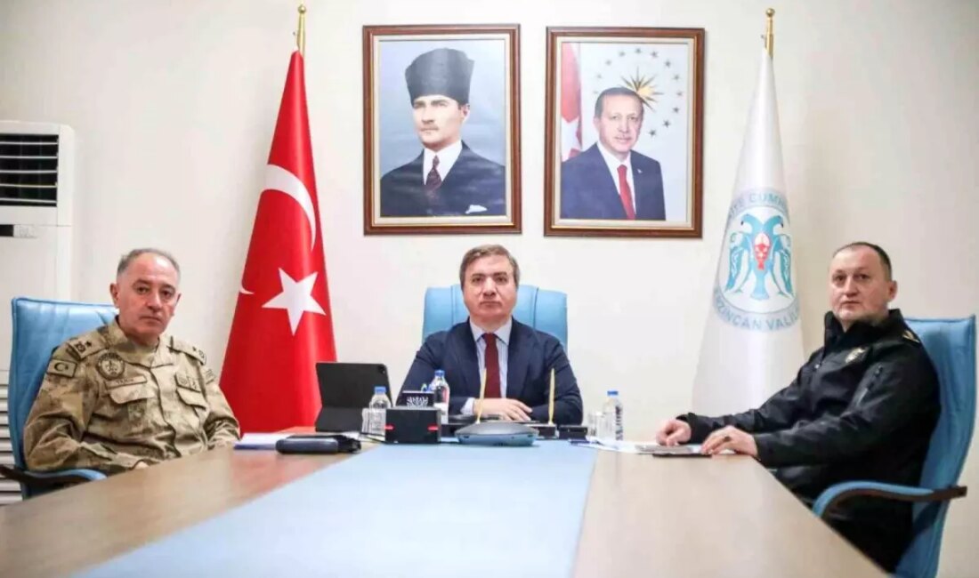 Erzincan'da düzenlenen güvenlik toplantısına Vali Hamza Aydoğdu katıldı. Toplantıda güvenlik