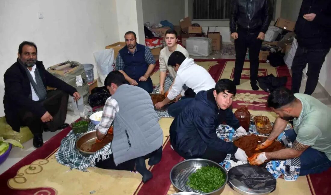 Güzelşehir Mahallesi'nde muhtarlık seçimleri heyecan dolu bir yarışa sahne oluyor.