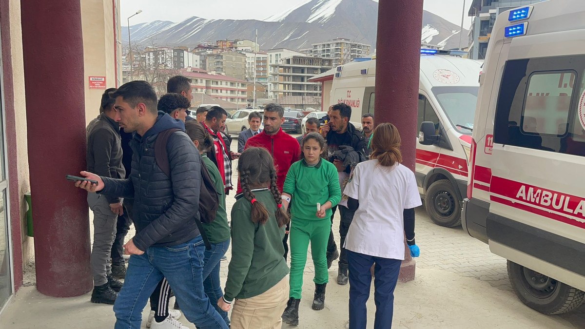 Hakkari'de Öğrenci Gıda Zehirlenmesi Olayı
