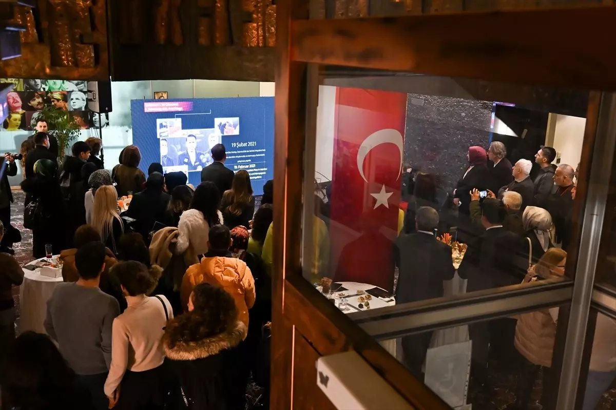 Almanya'nın Hanau kentindeki terör saldırısında hayatını kaybedenler, 'Boş Çerçeve' oyunu