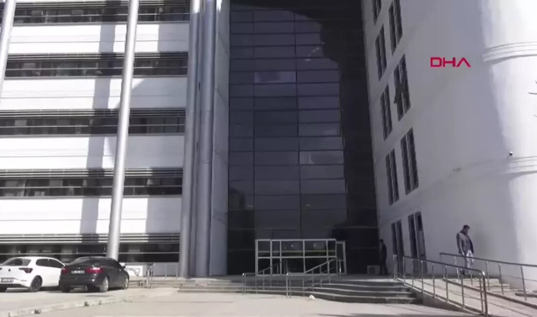 Hatay'da meydana gelen depremin ardından, 69 kişinin hayatını kaybetmesine ve