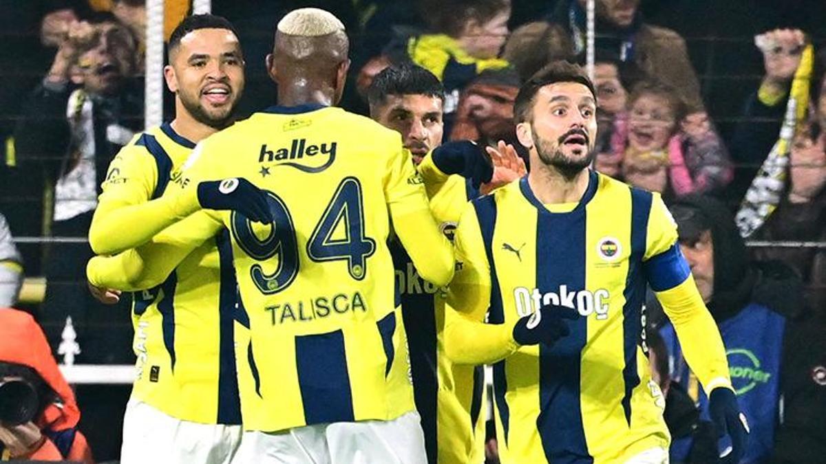 Hafta içinde Kadıköy’de Anderlecht karşısında gösteri yapan Fenerbahçe’de Jose Mourinho,