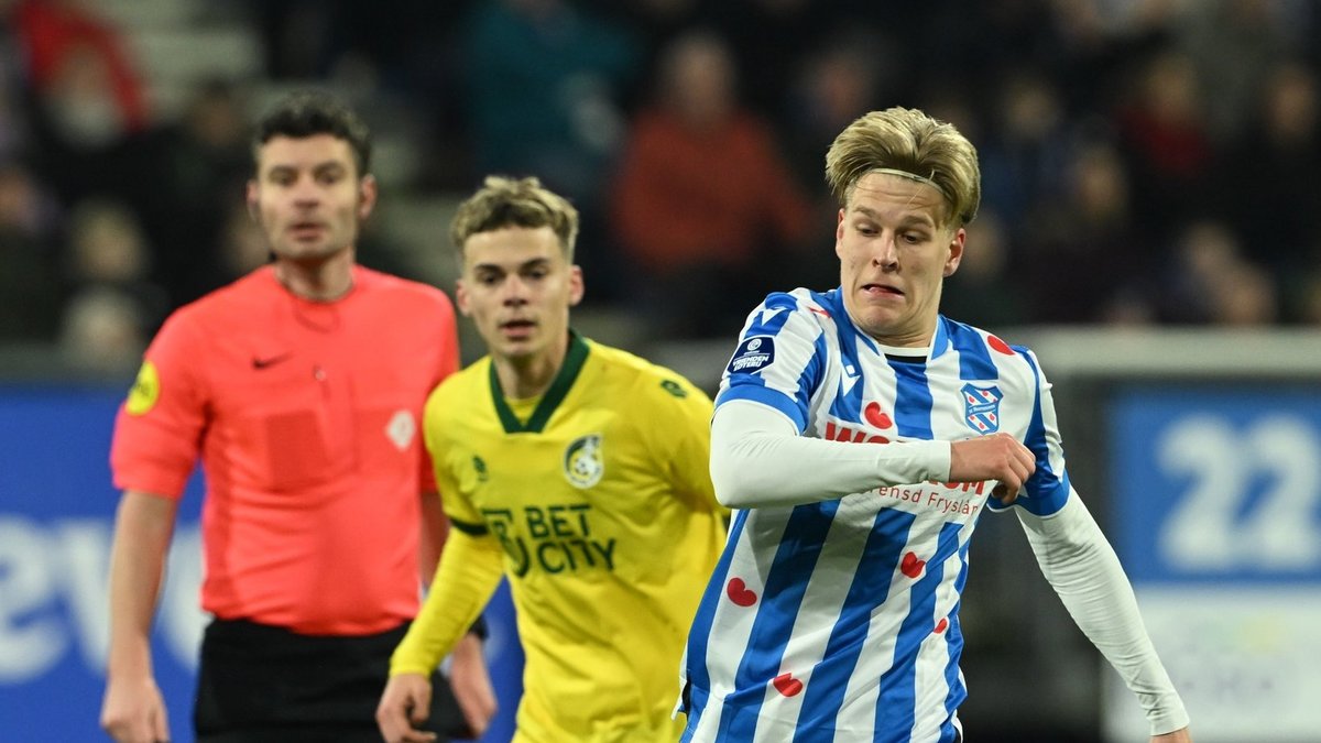 Hollanda Ligi'nde oynanan Heerenveen - Fortuna Sittard maçında konuk takım