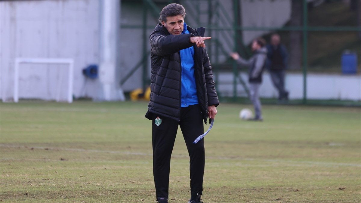 Iğdır FK, Teknik Direktör Osman Özköylü ile yollarını ayırdı. Bu