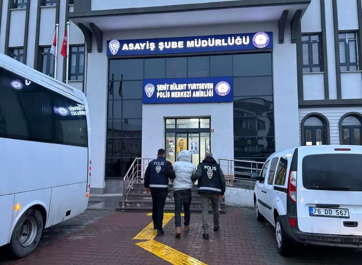 Iğdır'da umuma açık işletmelere yönelik gerçekleştirilen asayiş uygulamaları, güvenliği artırmak