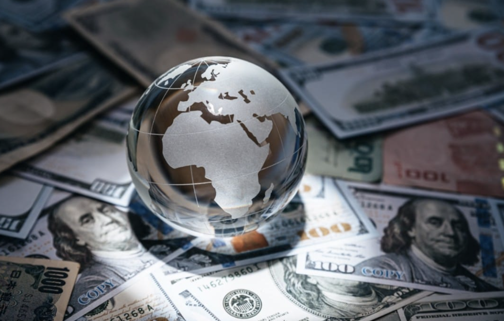 Memleketler arası Finans Enstitüsü (IIF), dünya borç stokunun yıl sonunda