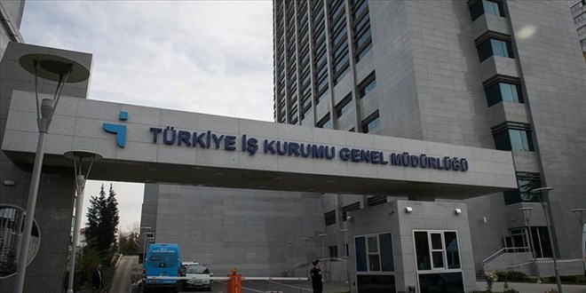 İlanlardan anında haberdar olmanın yollarını keşfedin! E-posta bildirimleri, mobil uygulamalar