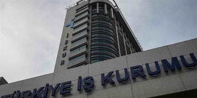 İlanlardan anında haberdar olmanın yollarını keşfedin! Bu rehberde, e-posta bildirimleri,