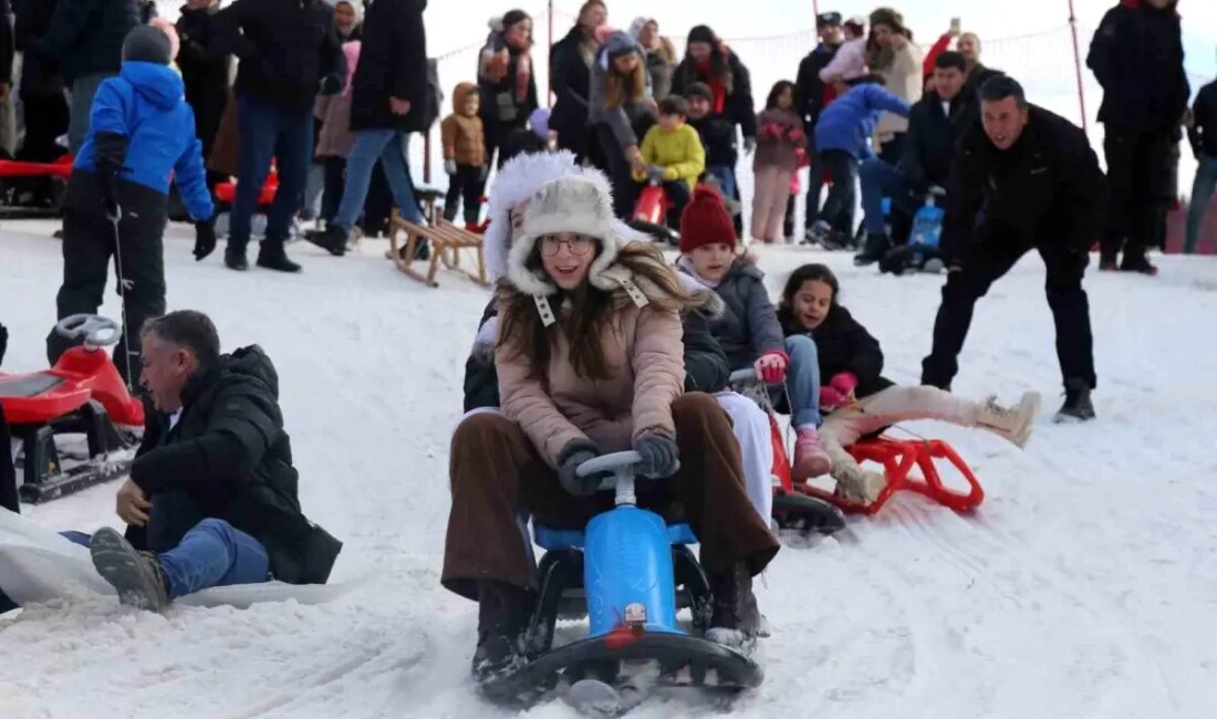 Ilgaz Dağı'nda yarıyıl tatili coşkusunu keşfedin! Kış sporları, kayak keyfi