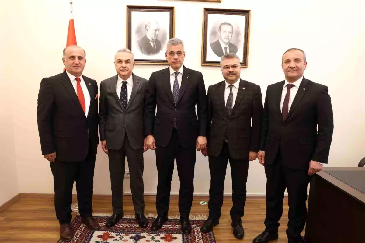 İncirliova'ya yeni aile sağlığı merkezi ve 112 acil servis istasyonu