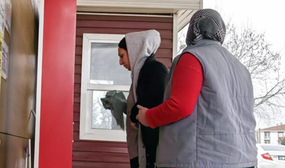 İnegöl'de bir kadın işçi, delik makinesine elini kaptırarak iş kazası