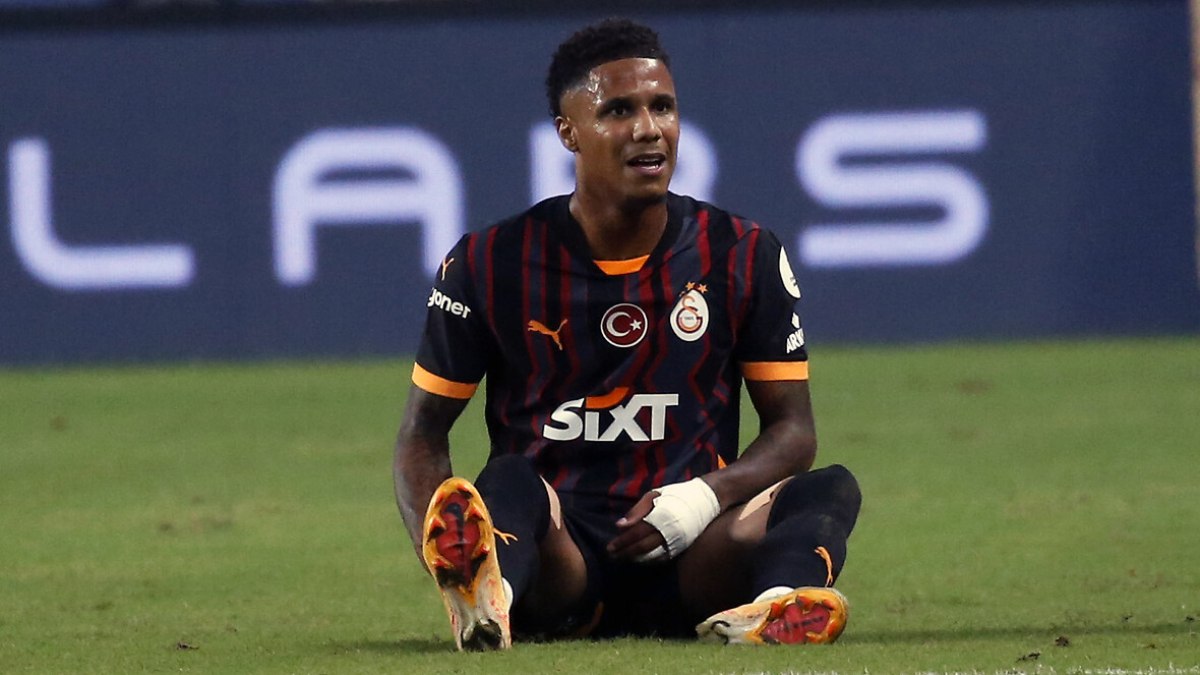 Galatasaray'a Ismail Jakobs'tan bir berbat haber daha geldi. Ağrıları geçmeyen
