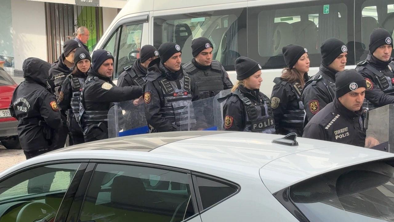 İstanbul Avcılar'da Semt Pazarı Kapatıldı