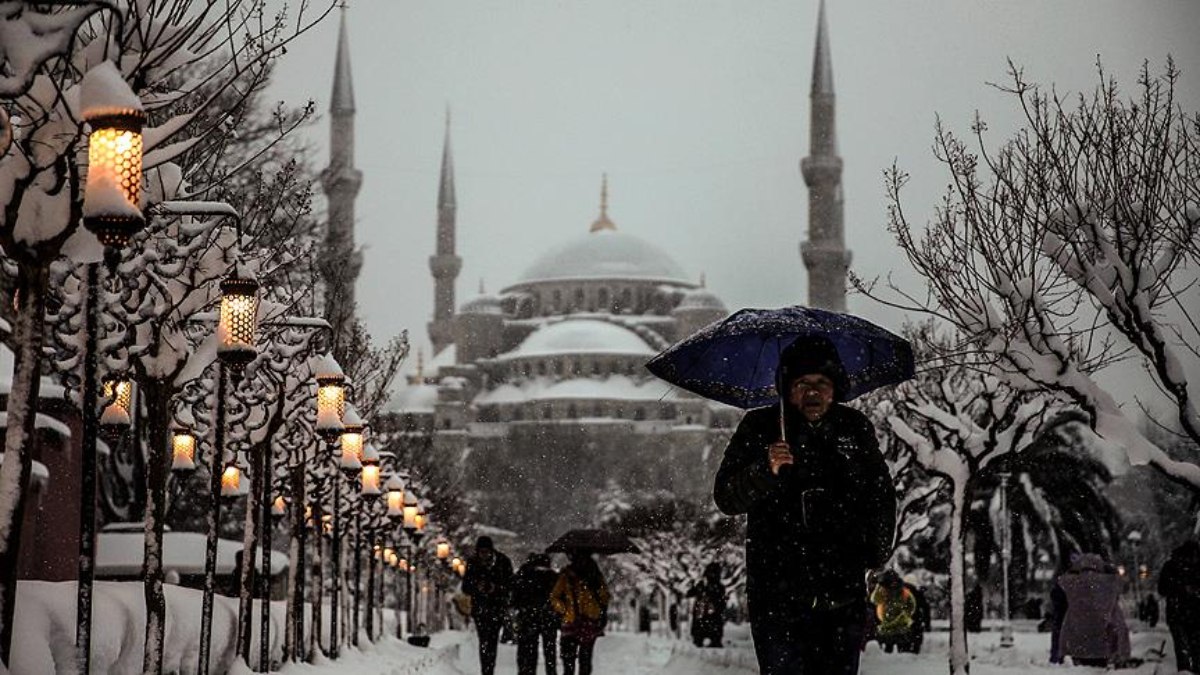 Meteoroloji'nin son hava raporlarına göre; Ankara ve İstanbul'da bugün karla