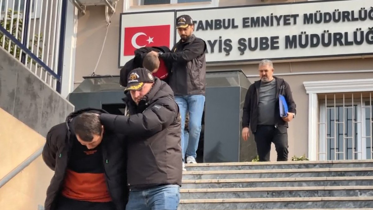 İstanbul'da, dolandırıcılık yapan bir çete güvenlik güçleri tarafından çökertildi. Operasyon