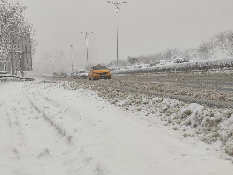 İstanbul'da Kar Yağışı ve Soğuk Hava Uyarısı