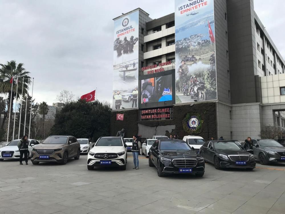 İstanbul'da Kara Para Aklama Operasyonu: 9 Milyar Lira Ele Geçirildi