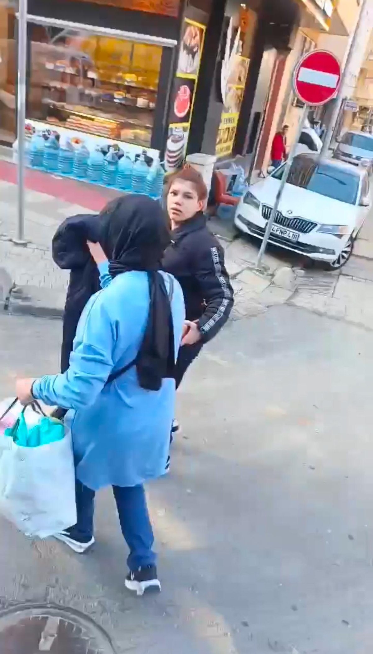 İstanbul'da Minibüs Şoförleri Arasında Tehlikeli Yarış
