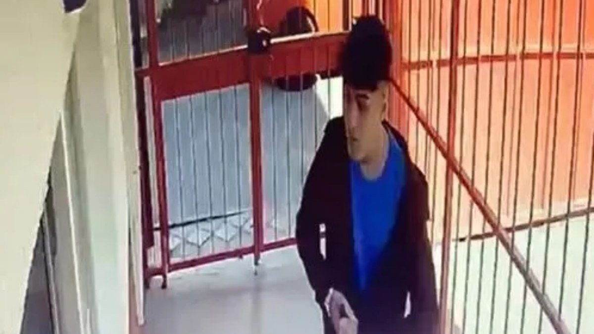 İstanbul'da okul müdürü İbrahim Oktugan'ın bir öğrencisi tarafından katledilmesi, eğitim