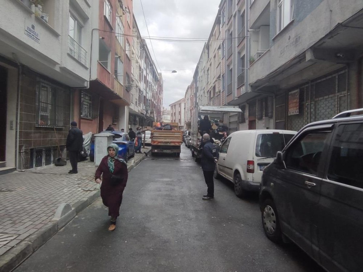 İstanbul'da Psikolojik Sorunlar Nedeniyle Çöp Toplama Problemi Çözülüyor