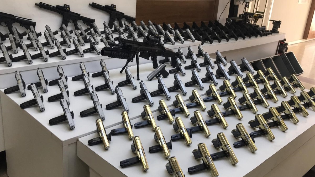 İstanbul'da gerçekleştirilen büyük çaplı silah operasyonu, suç örgütlerine yönelik etkili
