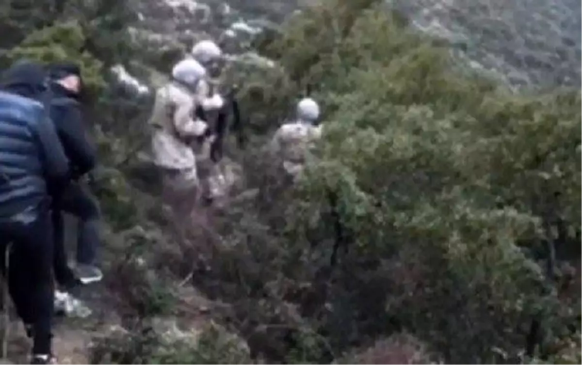 İzmir Menemen'de taammüden adam öldürme cürmünden aranan S.G., jandarma operasyonuyla
