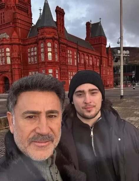 İzzet Yıldızhan'ın Oğlu ile Galler Ziyareti