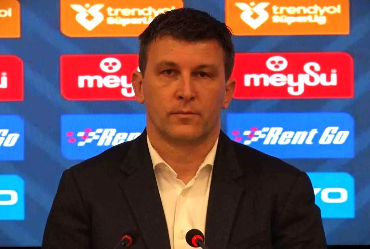 Jakirovic'in Trabzonspor maçı değerlendirmesi, takımın performansı, stratejileri ve oyuncu katkıları