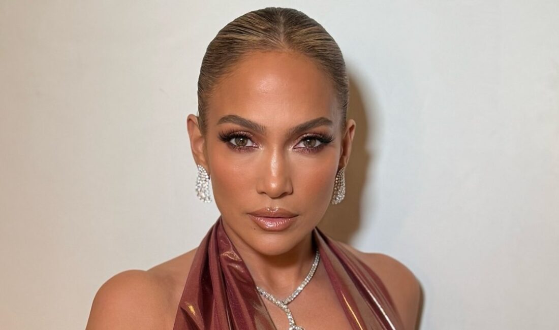 Jennifer Lopez'in genç kalma sırlarını keşfedin! Güzellik, sağlık ve yaşam