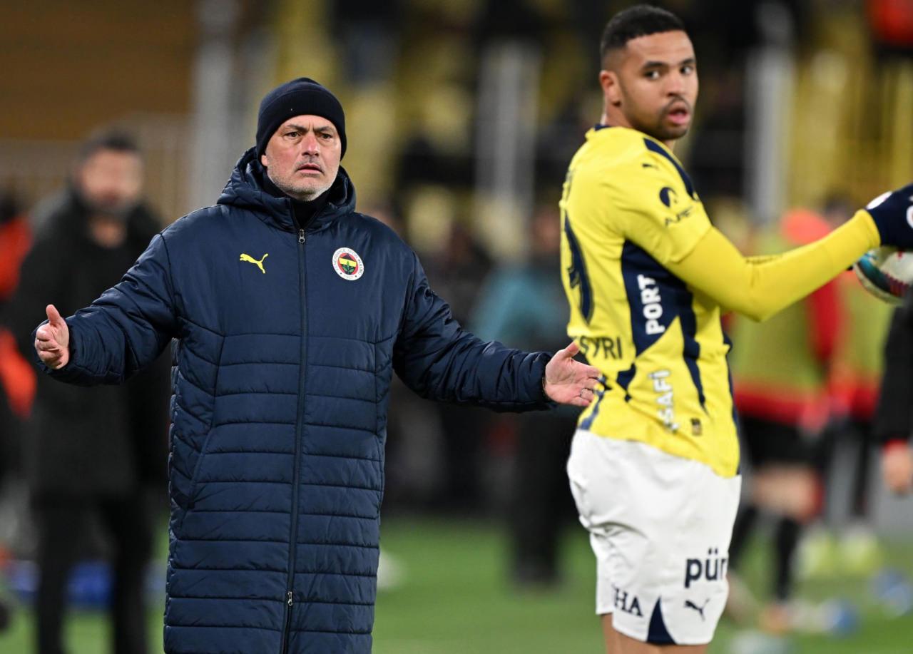 Fenerbahçe Teknik Direktörü Jose Mourinho'dan Açıklamalar