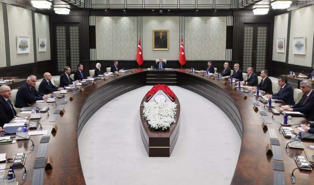 Kabine toplantısında ekonomi, terörle mücadele ve yangın faciası gibi önemli