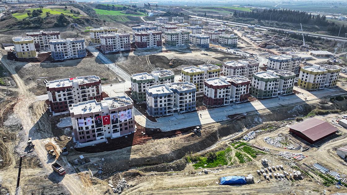 Kahramanmaraş Merkezli Depremler: Türkiye'nin Yanıtı ve Kurtarma Çalışmaları