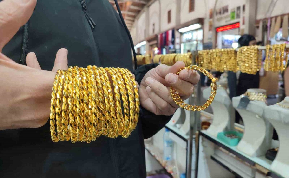 Kahramanmaraş'taki Düğünlerde İmitasyon Altınlara Yönelim