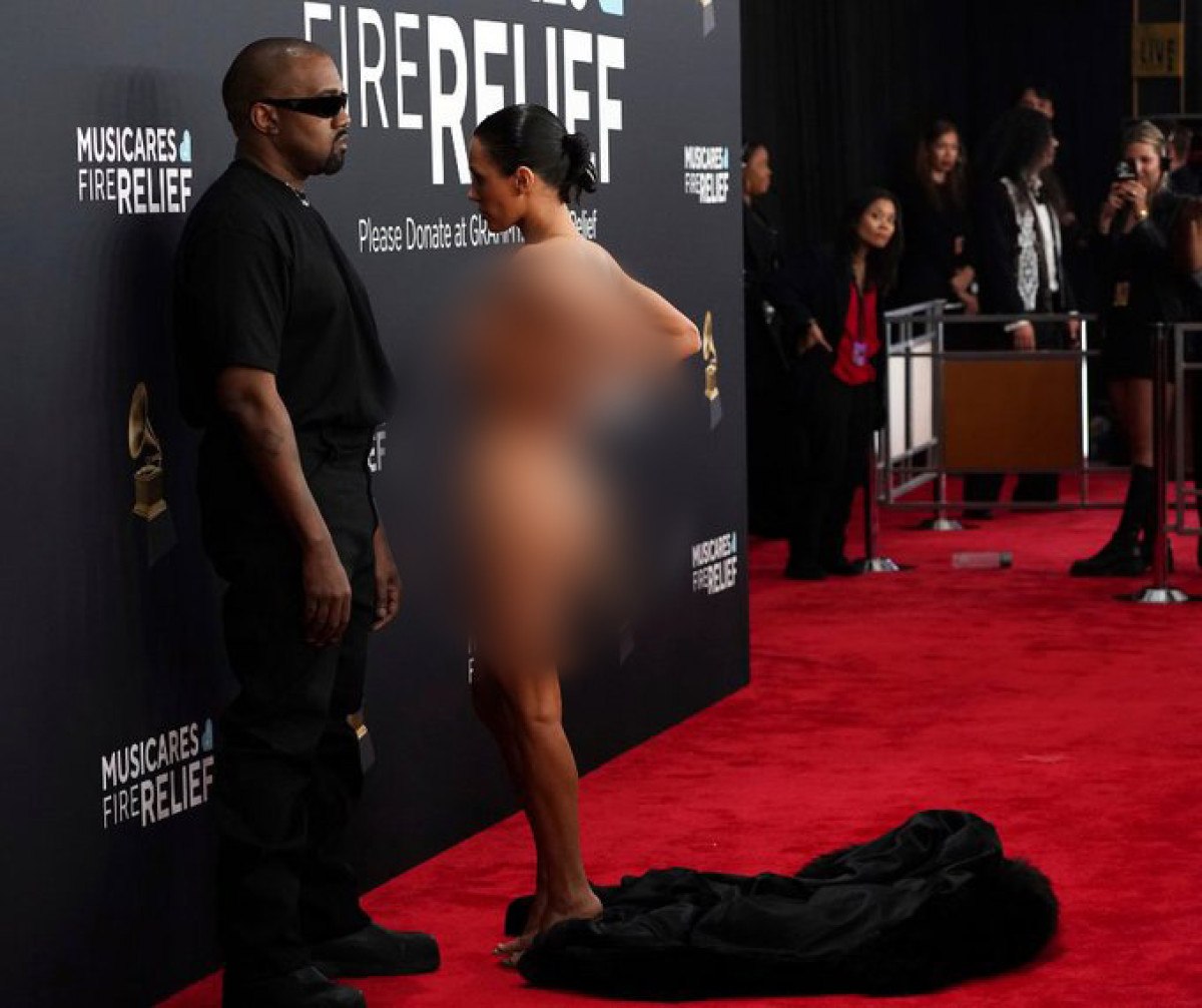 Kanye West ve Bianca Censori'den Şok Etkisi Yaratan Grammy Töreni!