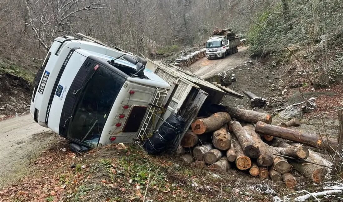 Karabük'te gerçekleştirilen uyuşturucu operasyonlarında 6 şüpheli gözaltına alındı. Operasyonların detayları