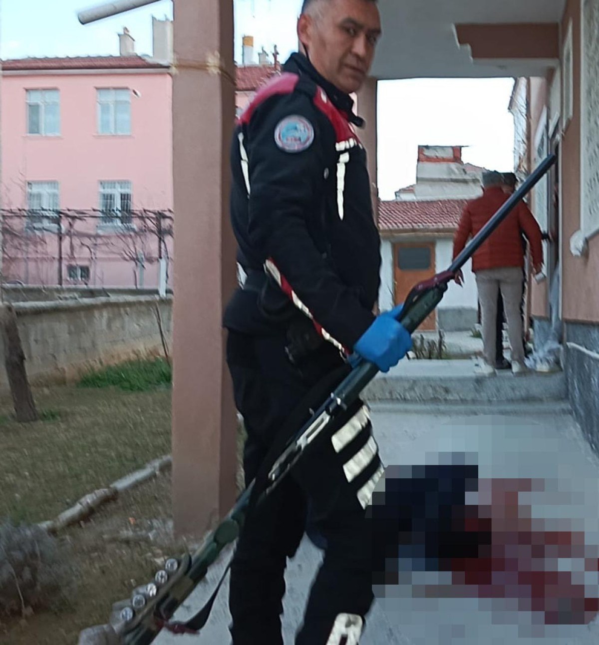 Karaman'da Tüfekle Vurulan Adamın Şoke Eden Olayı