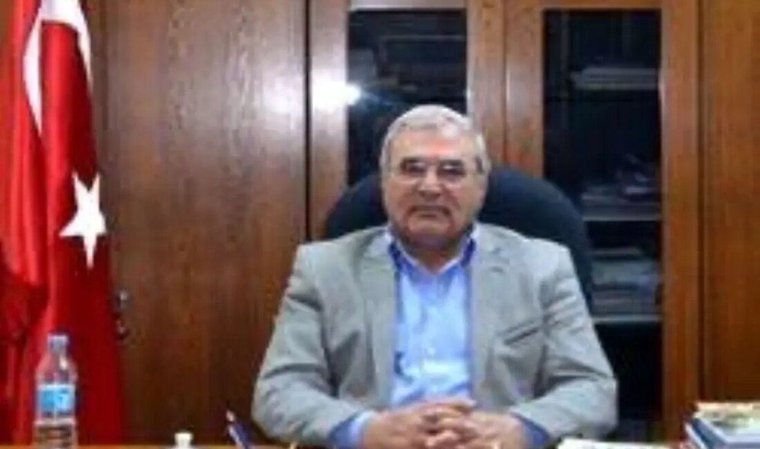 Kars'ın Kağızman ilçesinin Belediye Başkanı Mehmet Alkan, silahlı terör örgütüne