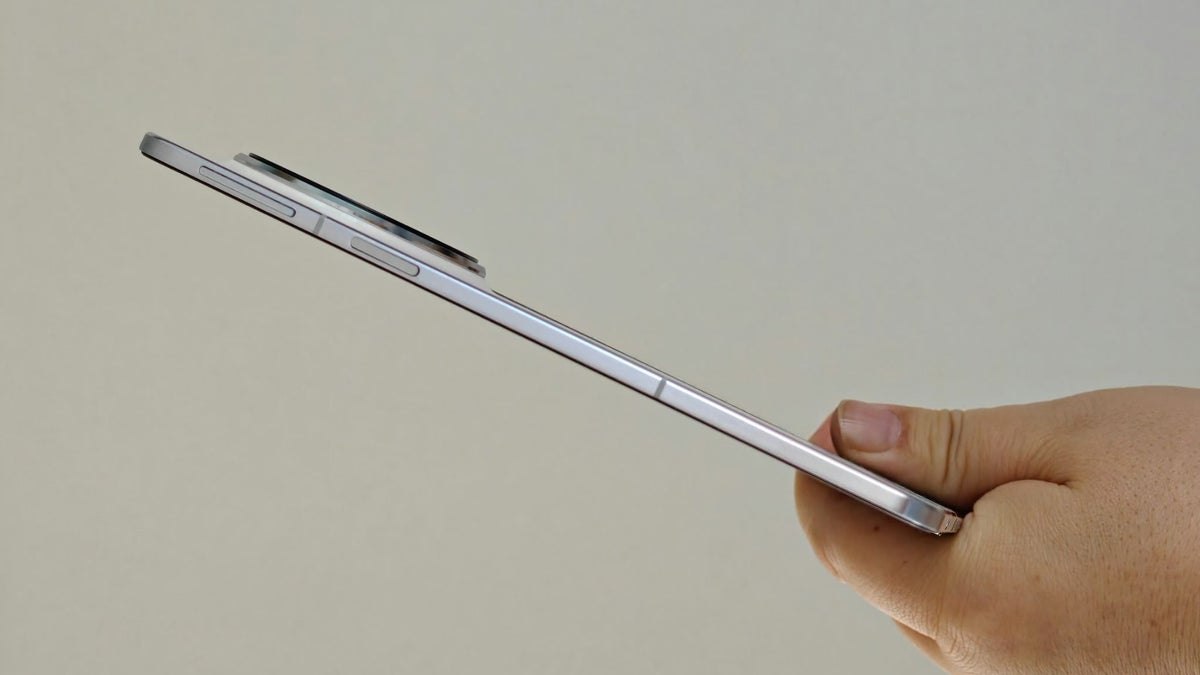 Katlanabilir akıllı telefon pazarında Oppo Find N5, ince tasarımı ve