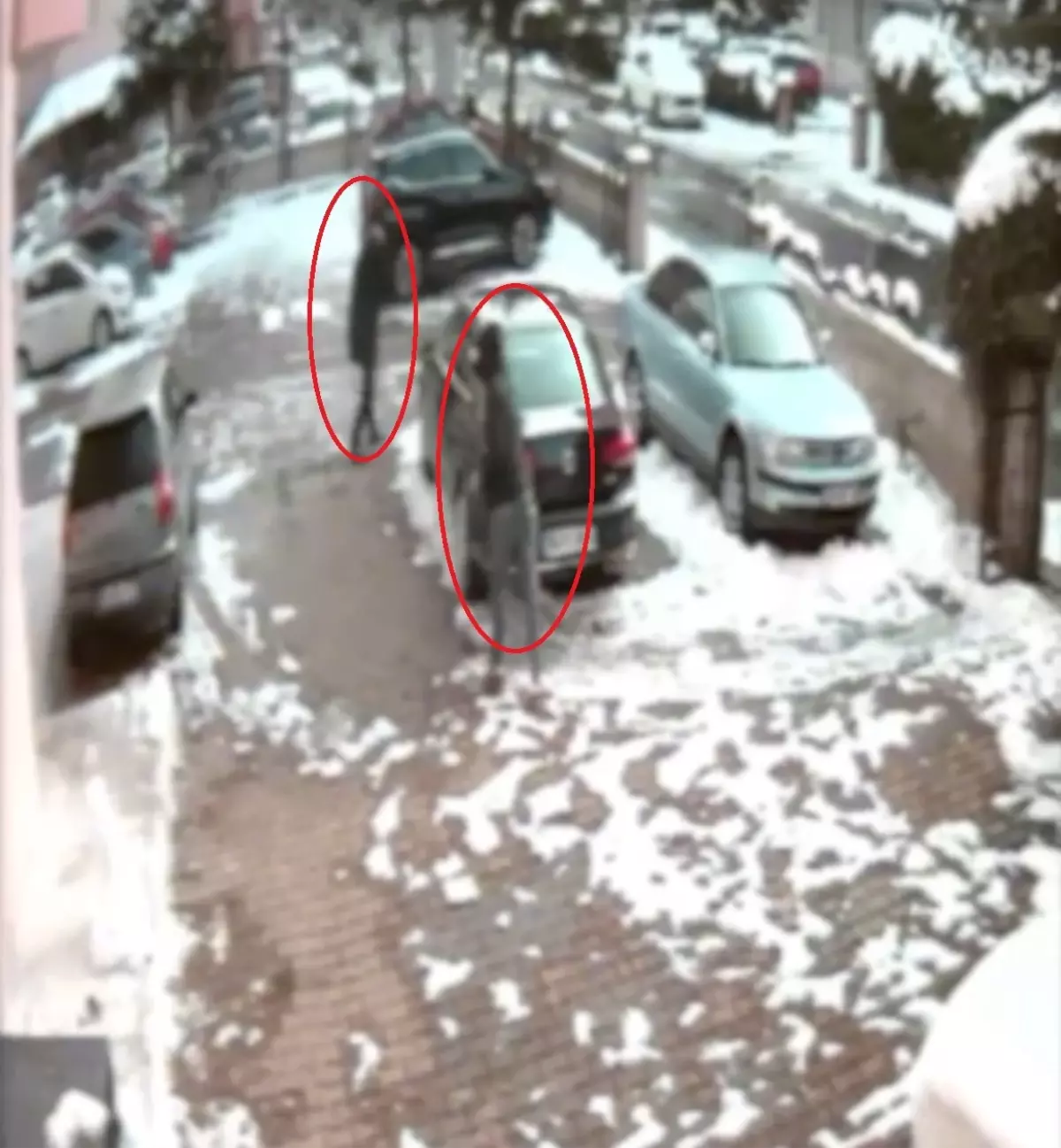 Kayseri'de bir otoparkta gerçekleşen silahlı saldırıda bir kişi tutuklandı. Olayın