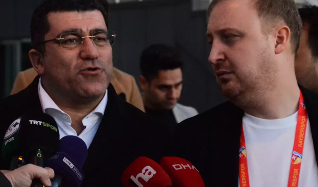 Kayserispor Başkanı Nurettin Açıkalın ve Başkan Yardımcısı Rıza Erkut Yurdemi,
