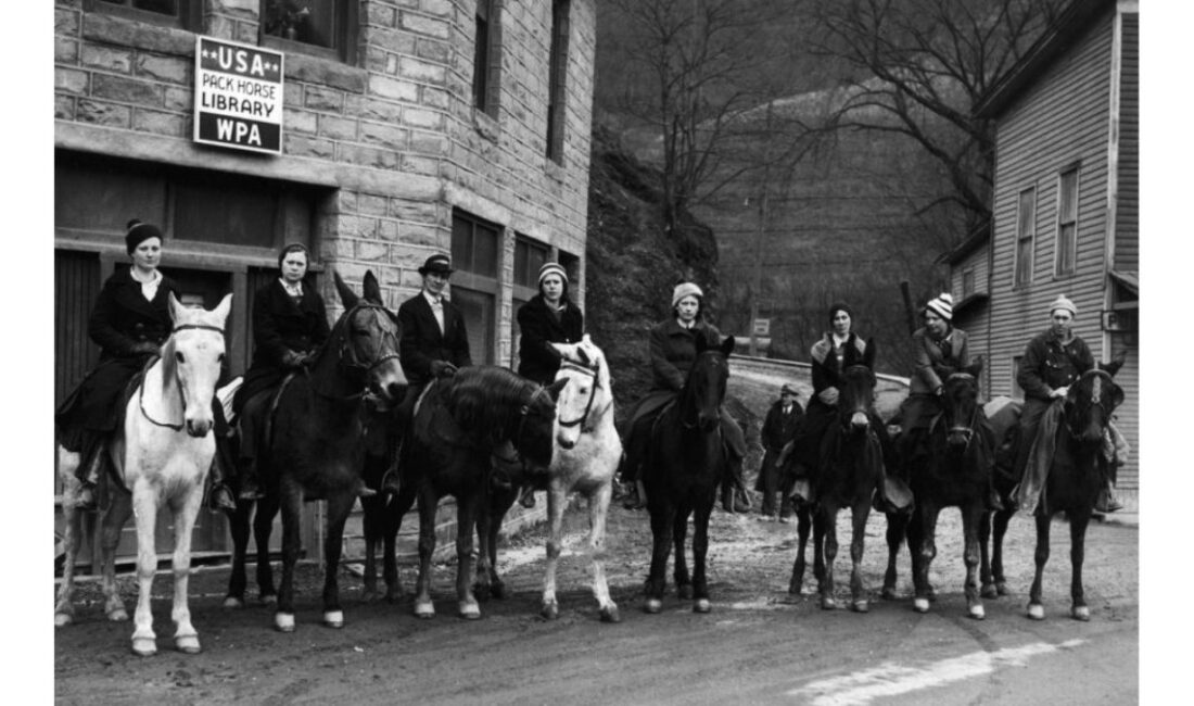 Kentucky'nin Pack Horse Kütüphanesi, 1930'larda kadınların kitapları uzak köylere taşıdığı